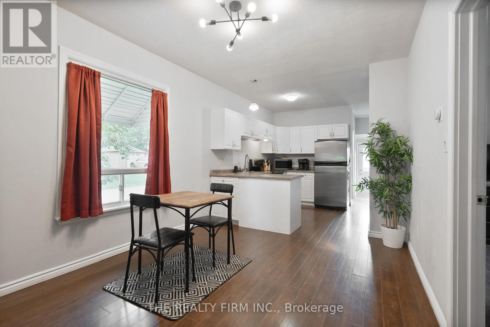 1279 York Street, London East, Ontario  N5W 2V3 - Photo 10 - X12425100