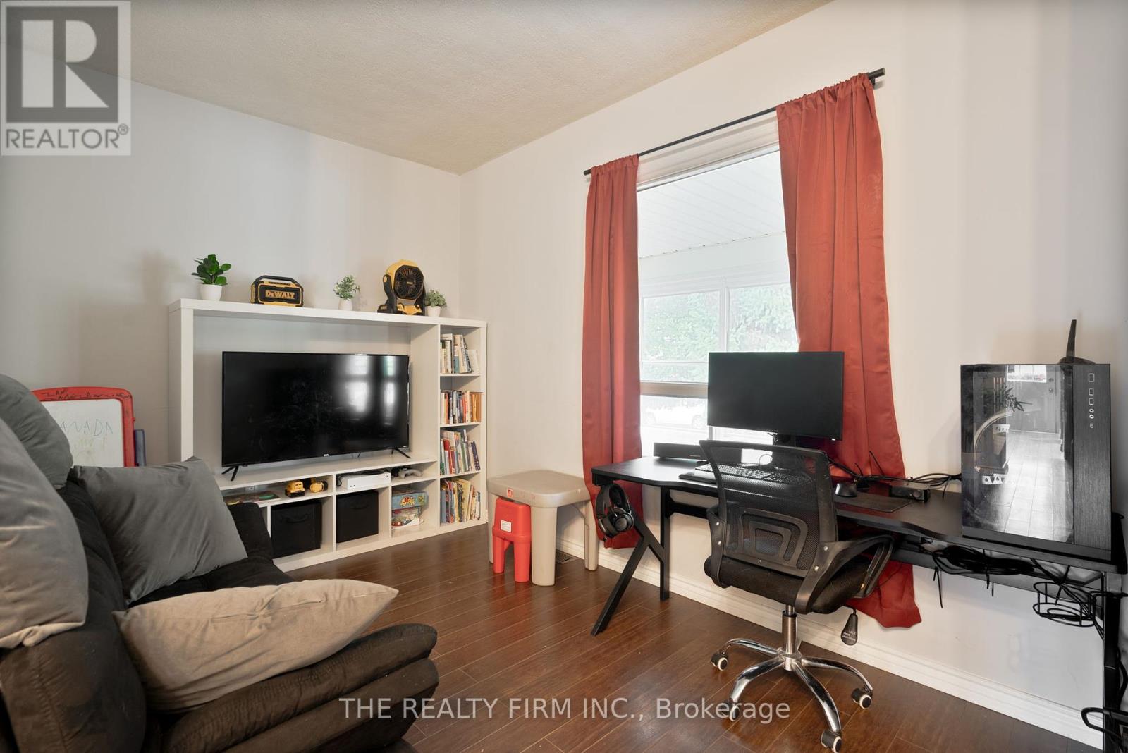 1279 York Street, London East, Ontario  N5W 2V3 - Photo 15 - X12425100