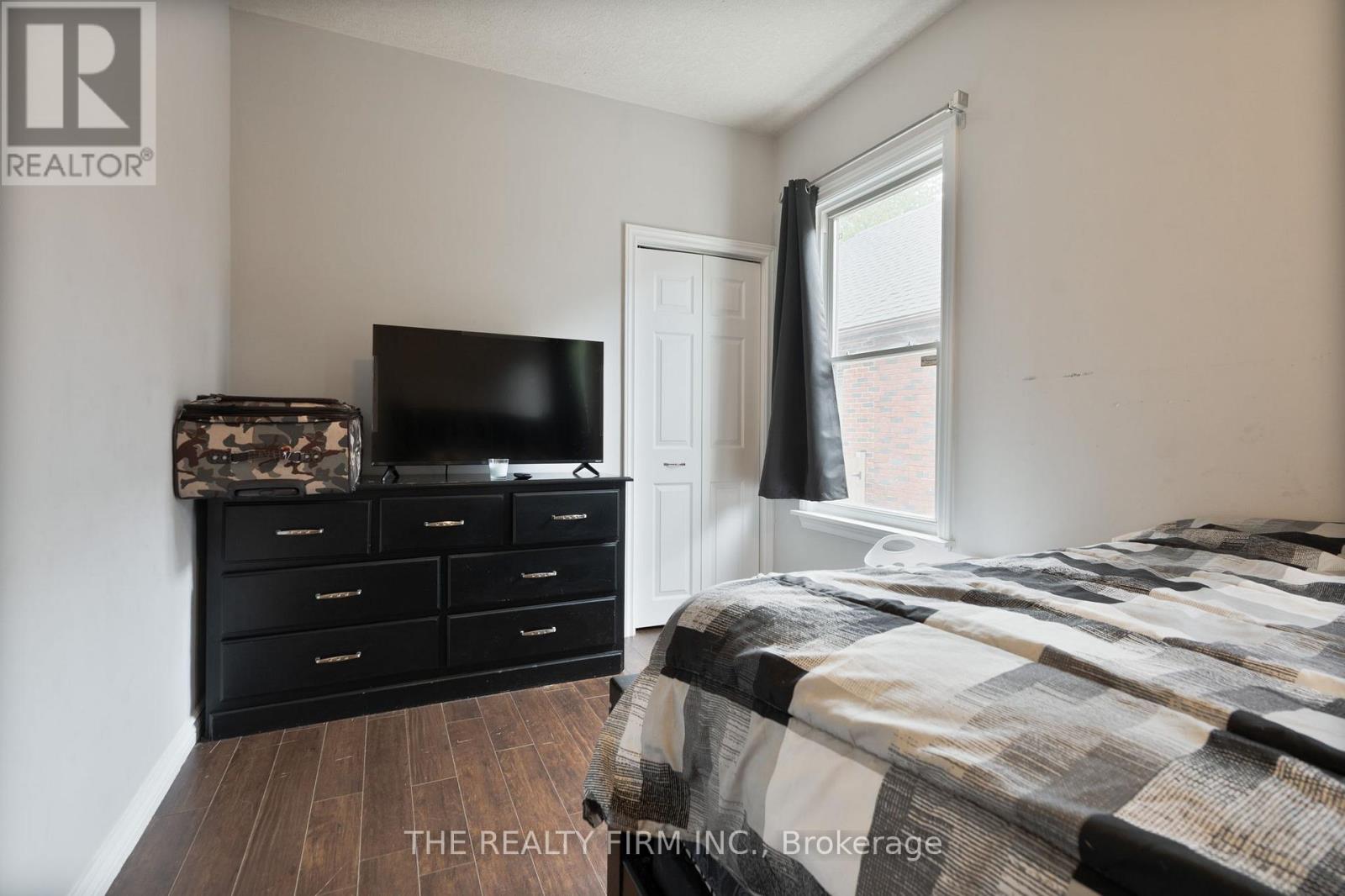 1279 York Street, London East, Ontario  N5W 2V3 - Photo 19 - X12425100