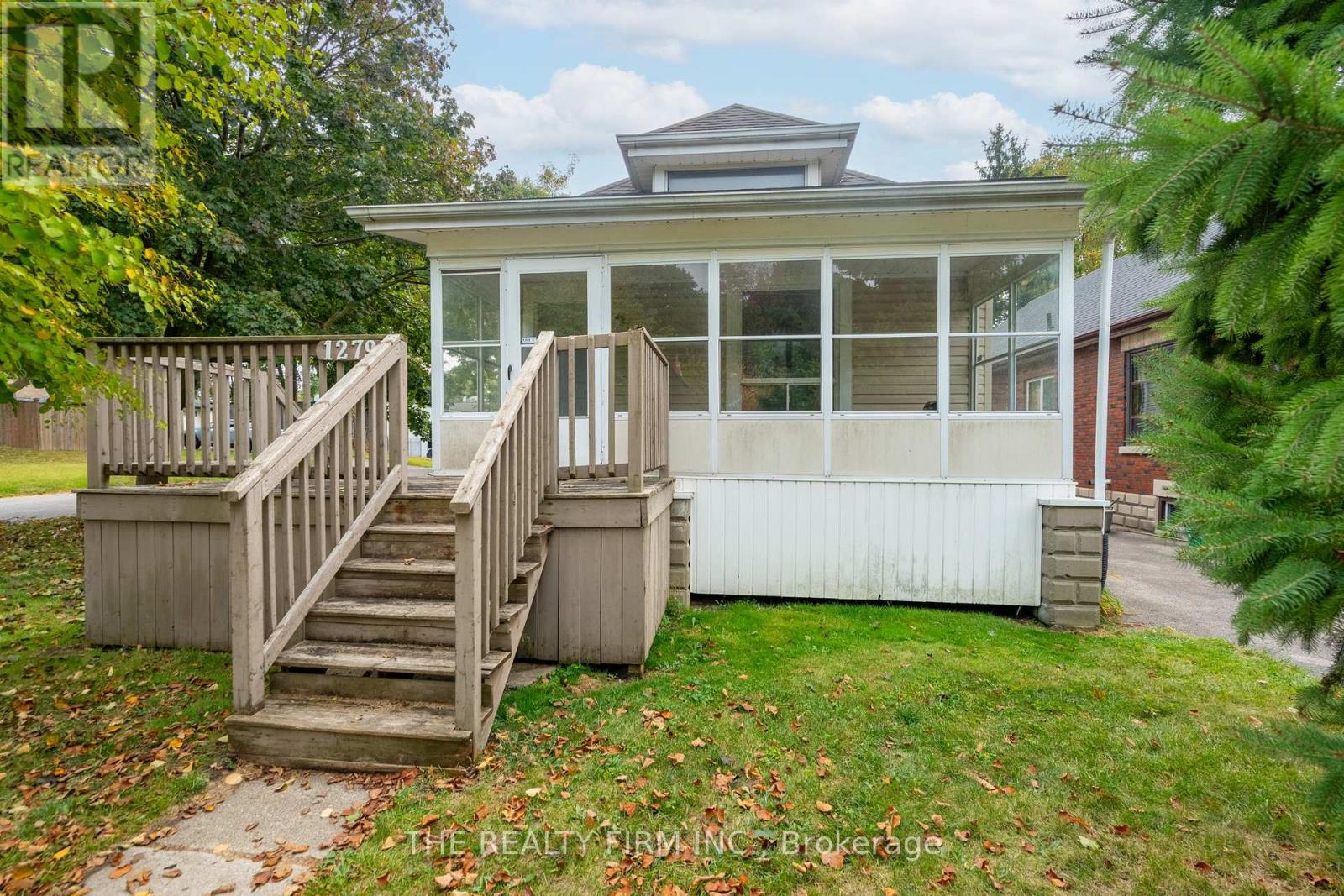 1279 York Street, London East, Ontario  N5W 2V3 - Photo 2 - X12425100