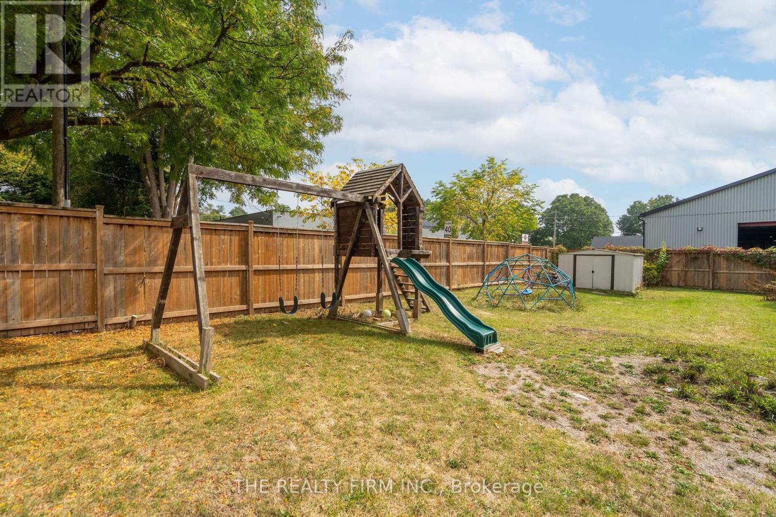 1279 York Street, London East, Ontario  N5W 2V3 - Photo 27 - X12425100