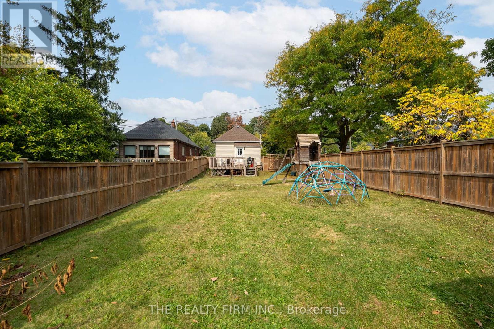 1279 York Street, London East, Ontario  N5W 2V3 - Photo 29 - X12425100