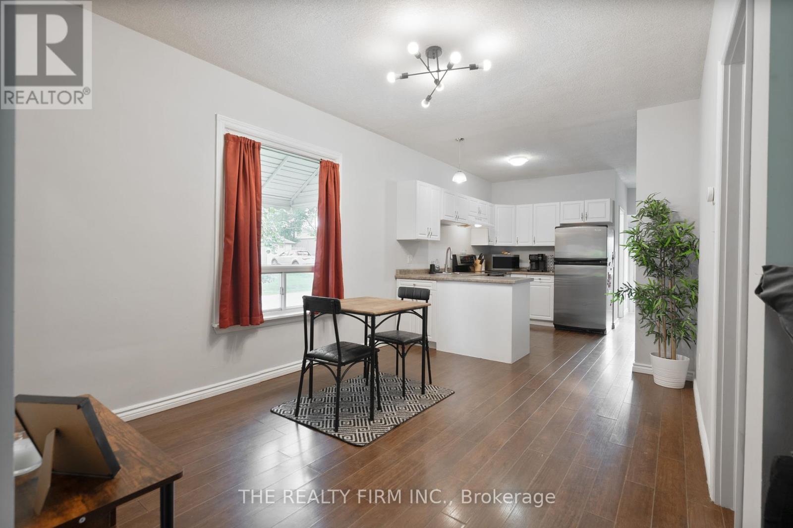 1279 York Street, London East, Ontario  N5W 2V3 - Photo 9 - X12425100