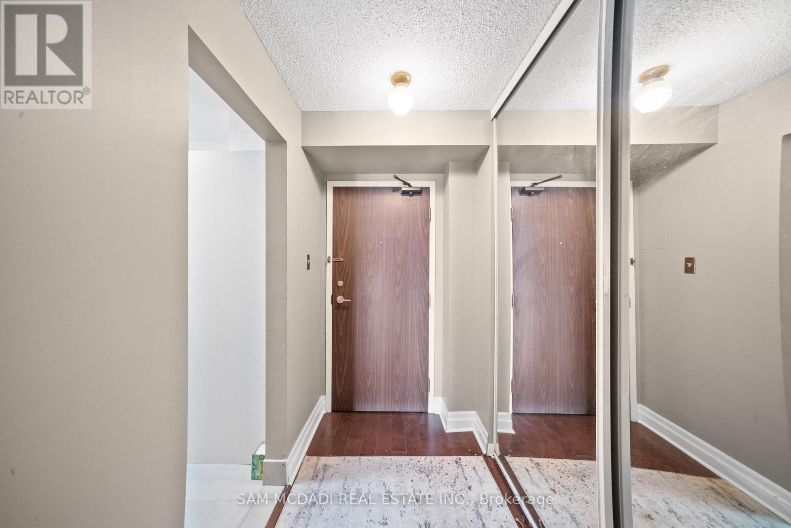 1109 - 1485 Lakeshore Road E, Mississauga (Lakeview), Ontario  L5E 3G2 - Photo 4 - W12425064