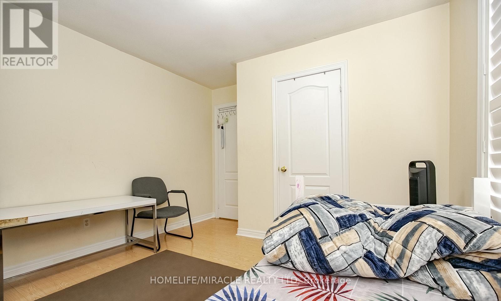20 Oblate Crescent, Brampton, Ontario  L6Y 0K2 - Photo 35 - W12425065