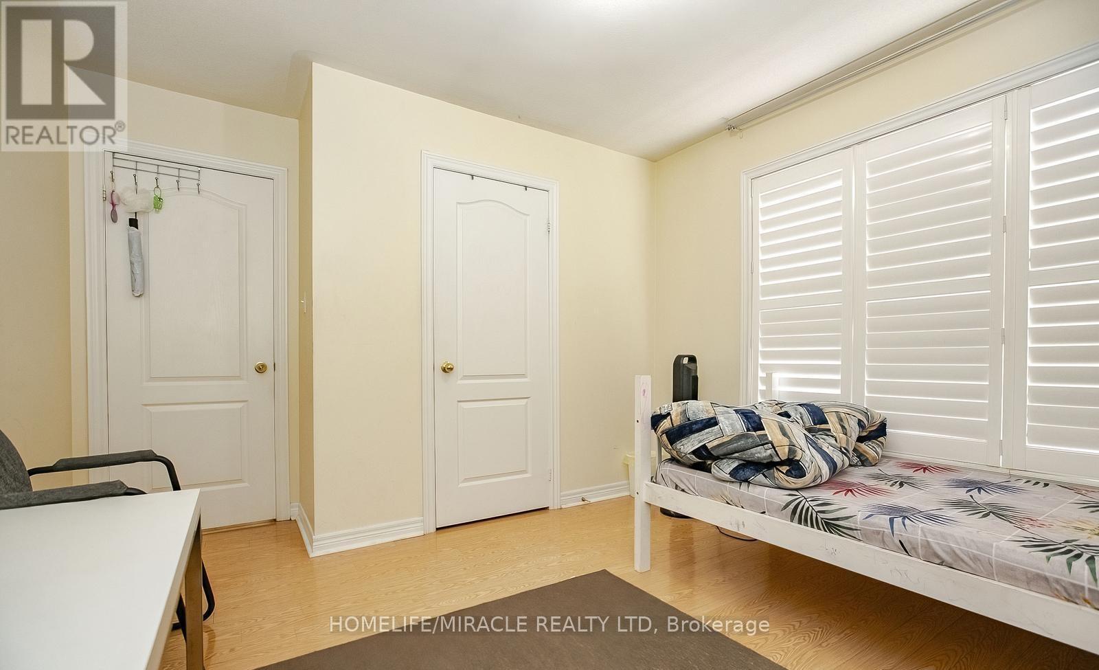 20 Oblate Crescent, Brampton, Ontario  L6Y 0K2 - Photo 36 - W12425065