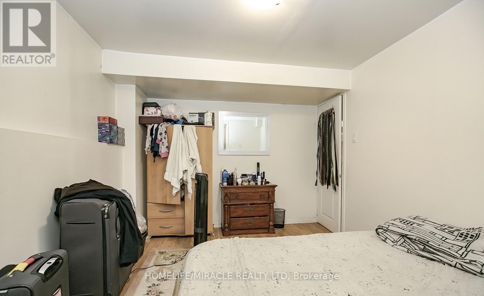 20 Oblate Crescent, Brampton, Ontario  L6Y 0K2 - Photo 40 - W12425065