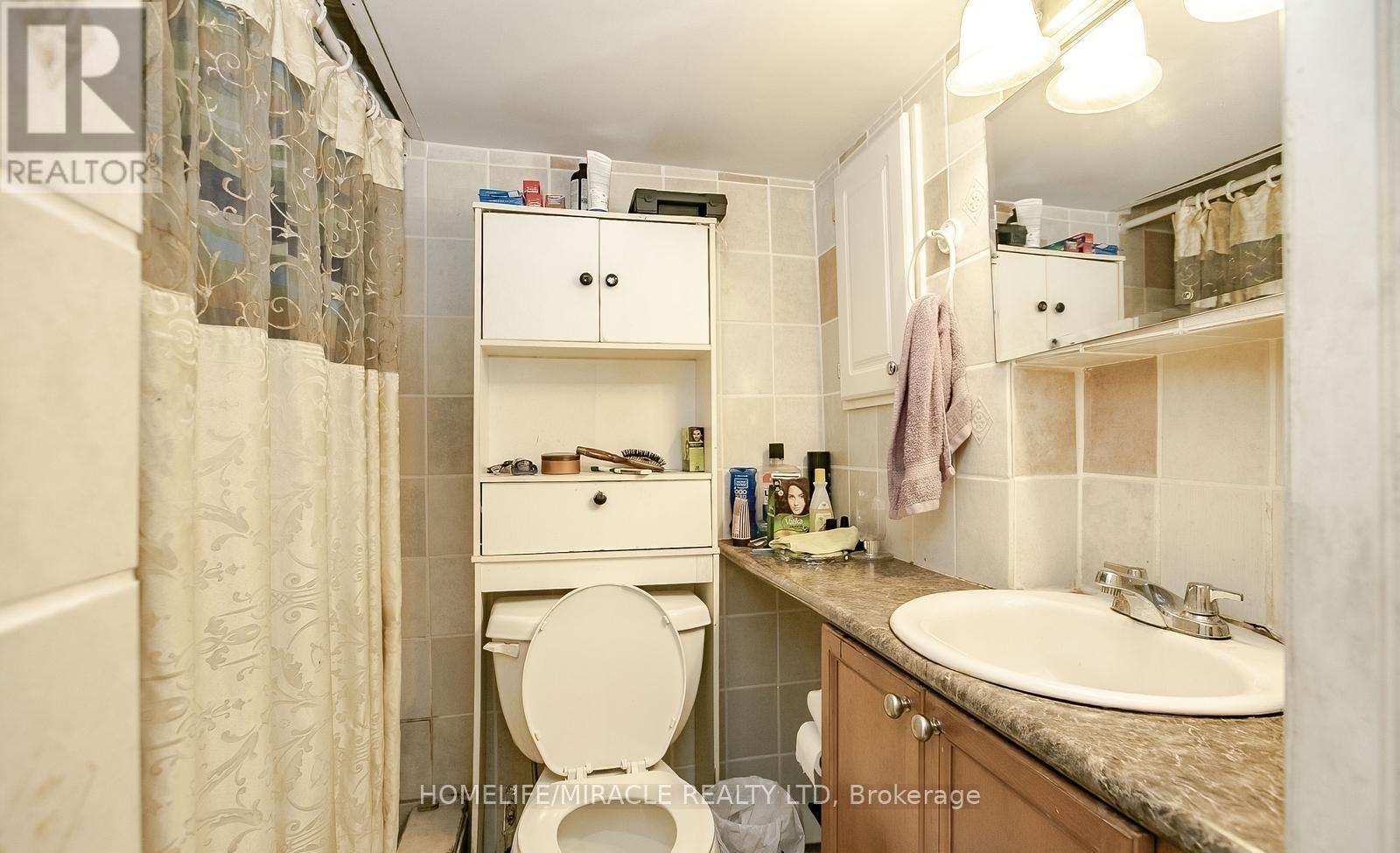 20 Oblate Crescent, Brampton, Ontario  L6Y 0K2 - Photo 46 - W12425065