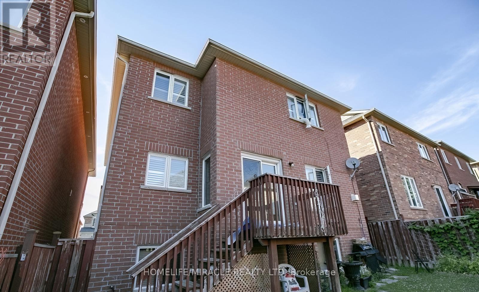 20 Oblate Crescent, Brampton, Ontario  L6Y 0K2 - Photo 49 - W12425065