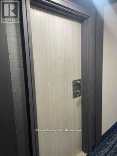 #411 - 335 Webb Drive S, Mississauga, Ontario  L5B 4A1 - Photo 8 - W12425093