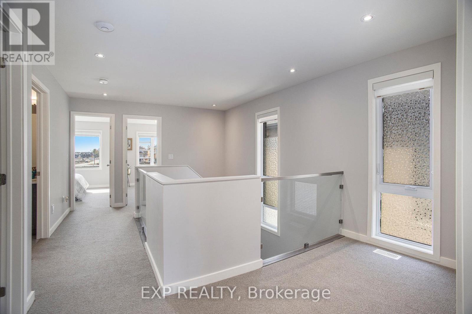 1022 Lunar Glow Crescent, Ottawa, Ontario  K4M 0J9 - Photo 10 - X12425121