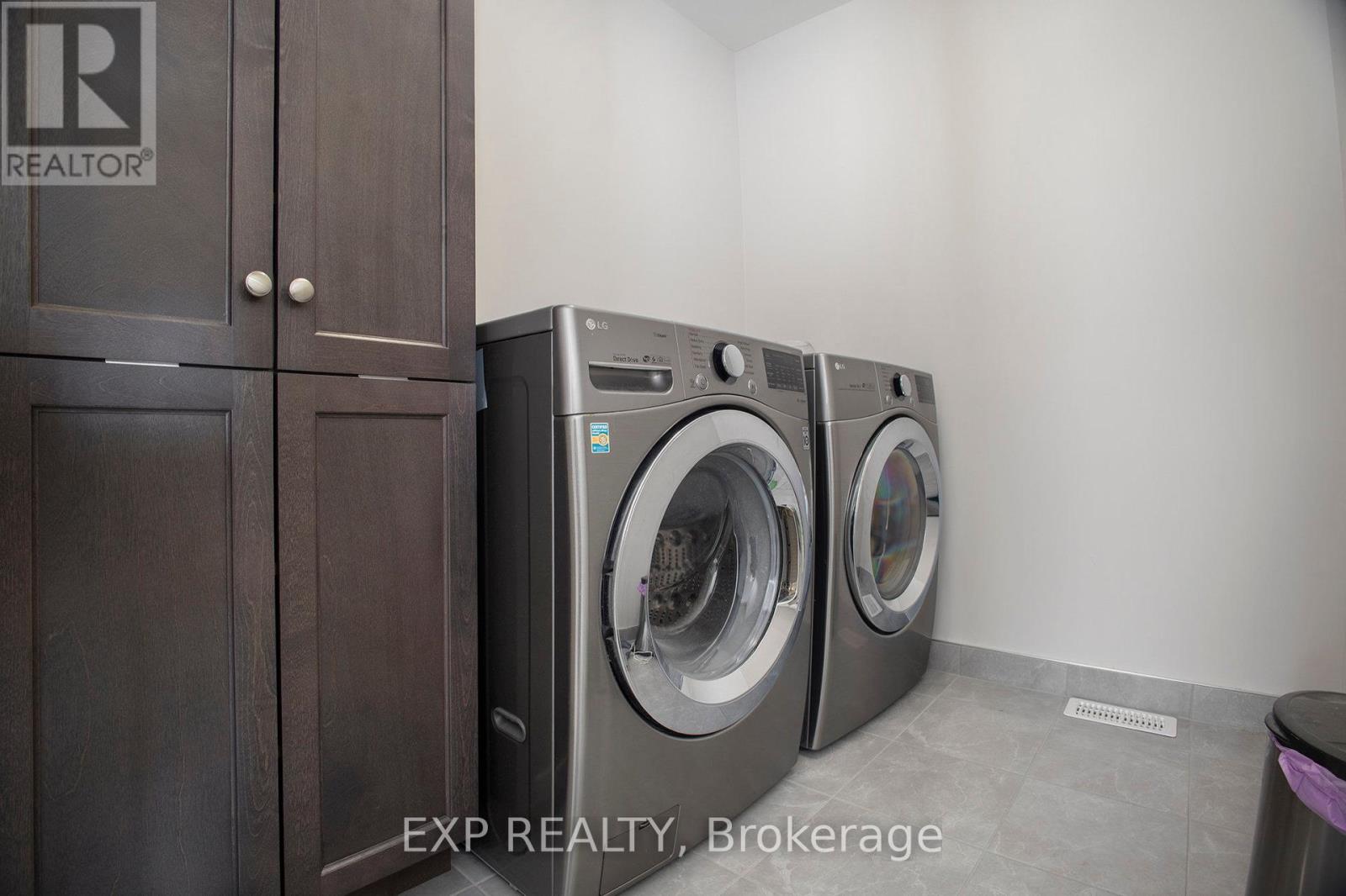 1022 Lunar Glow Crescent, Ottawa, Ontario  K4M 0J9 - Photo 17 - X12425121