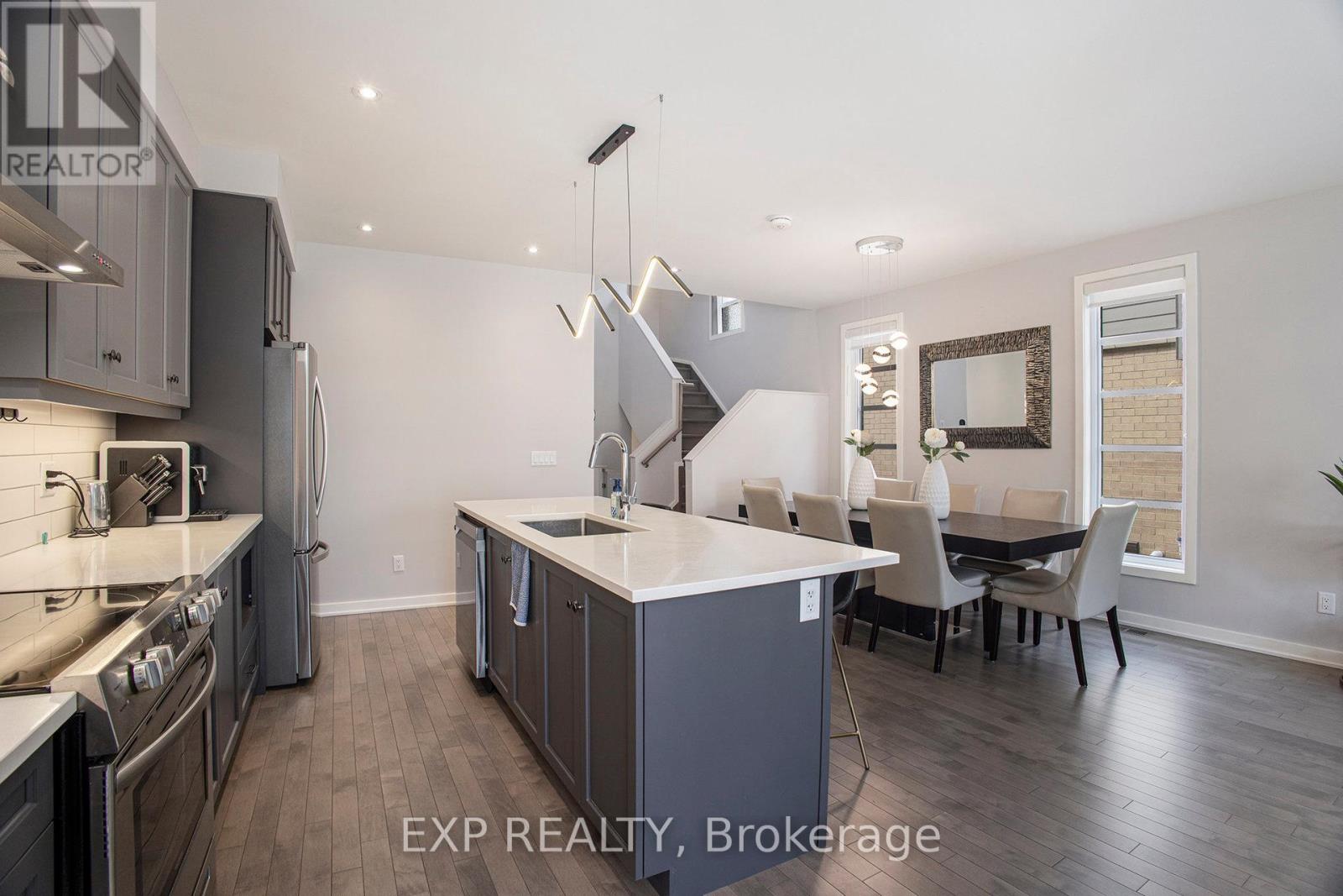 1022 Lunar Glow Crescent, Ottawa, Ontario  K4M 0J9 - Photo 7 - X12425121
