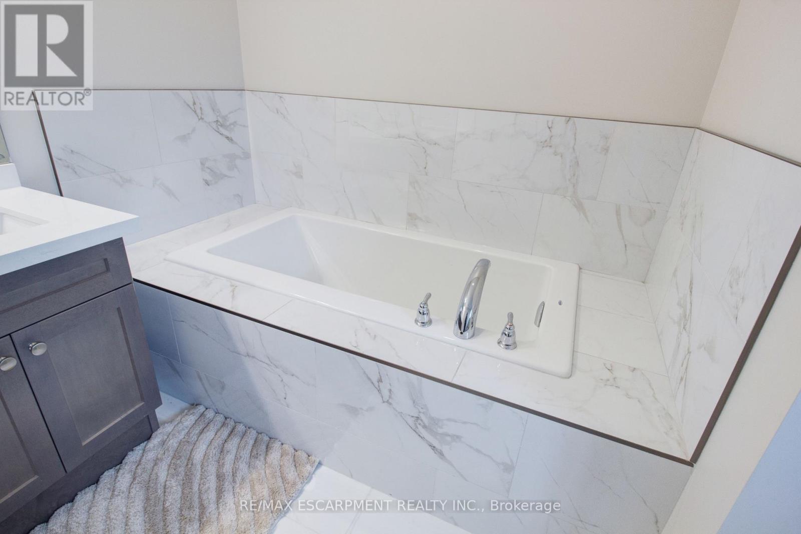 7387 Sherrilee Crescent, Niagara Falls (Brown), Ontario  L2H 3T4 - Photo 41 - X12425081