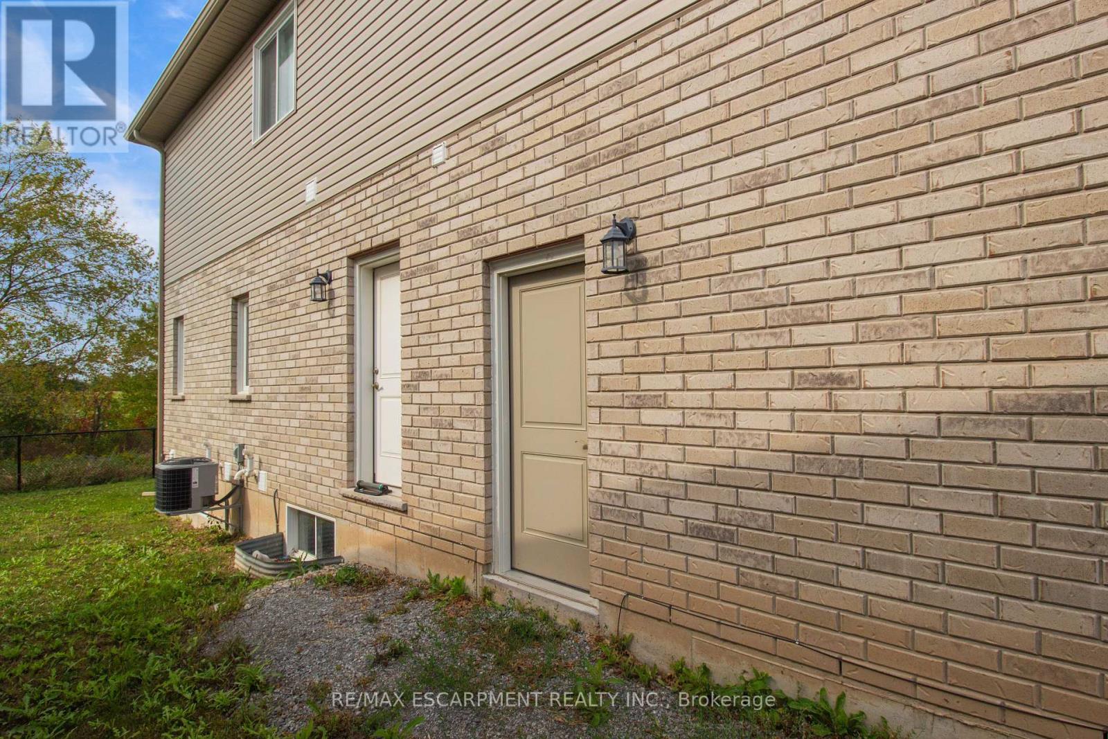 7387 Sherrilee Crescent, Niagara Falls (Brown), Ontario  L2H 3T4 - Photo 48 - X12425081