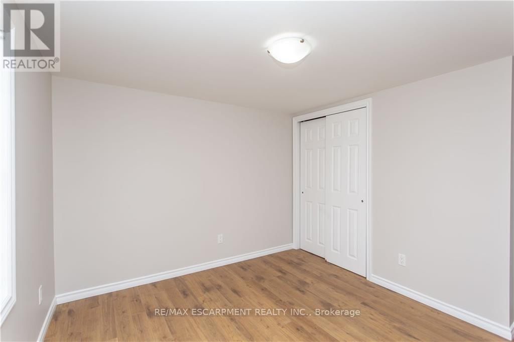 44 St. Peter Street, St. Catharines, Ontario  L2T 1P2 - Photo 18 - X12425094