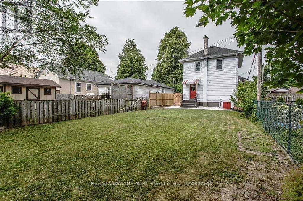 44 St. Peter Street, St. Catharines, Ontario  L2T 1P2 - Photo 22 - X12425094