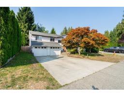 20423 90 CRESCENT