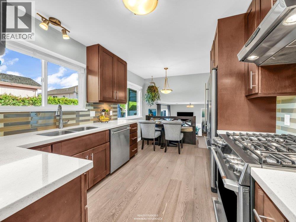 10920 Hogarth Drive, Richmond, British Columbia  V7E 3Z8 - Photo 10 - R3052049