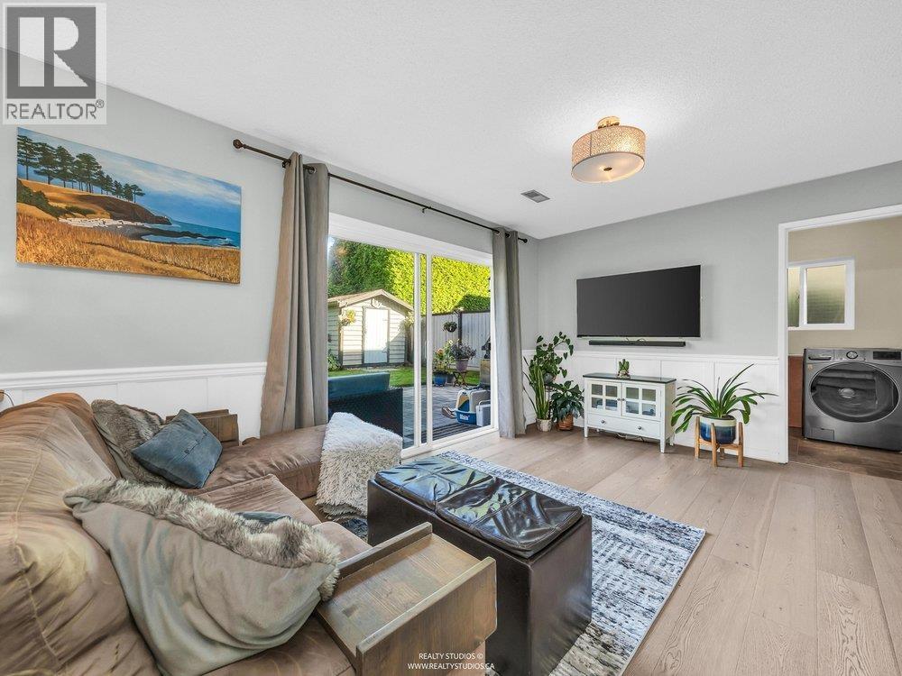 10920 Hogarth Drive, Richmond, British Columbia  V7E 3Z8 - Photo 13 - R3052049