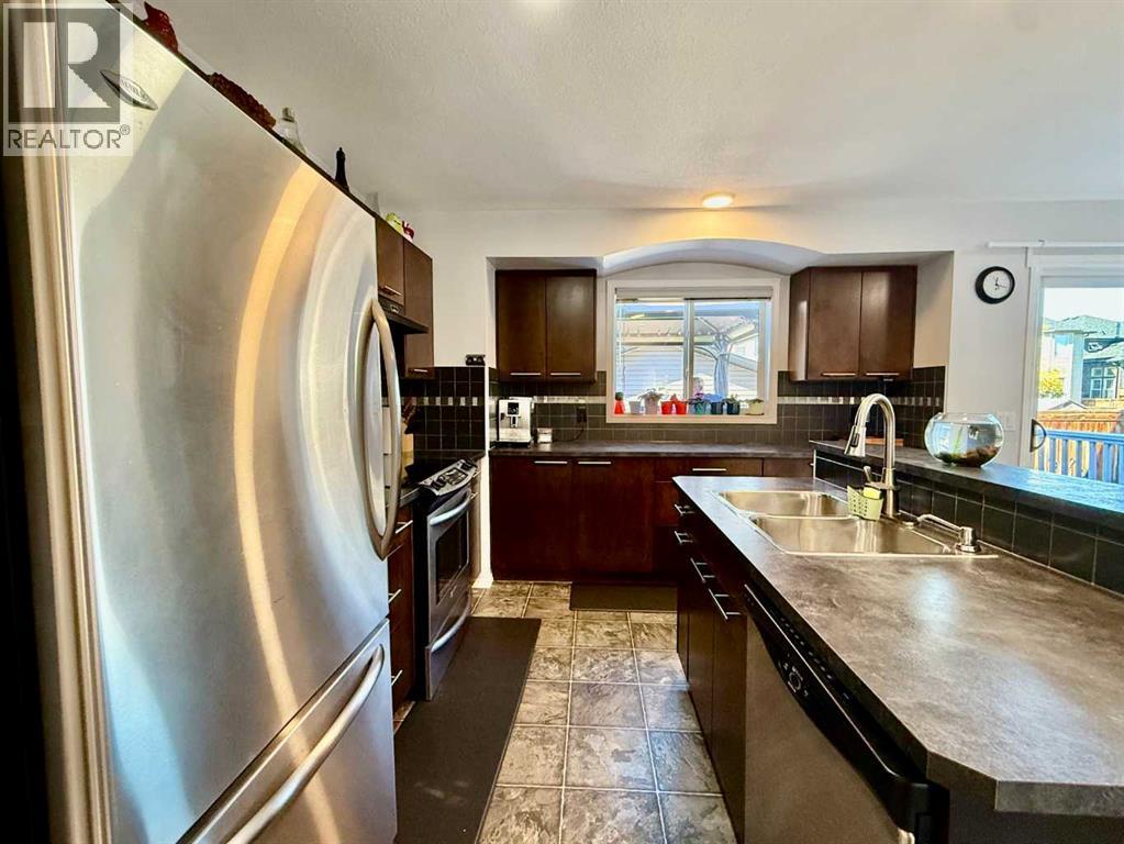 43 Bridlecrest Road Sw, Calgary, Alberta  T2Y 5J2 - Photo 8 - A2259506