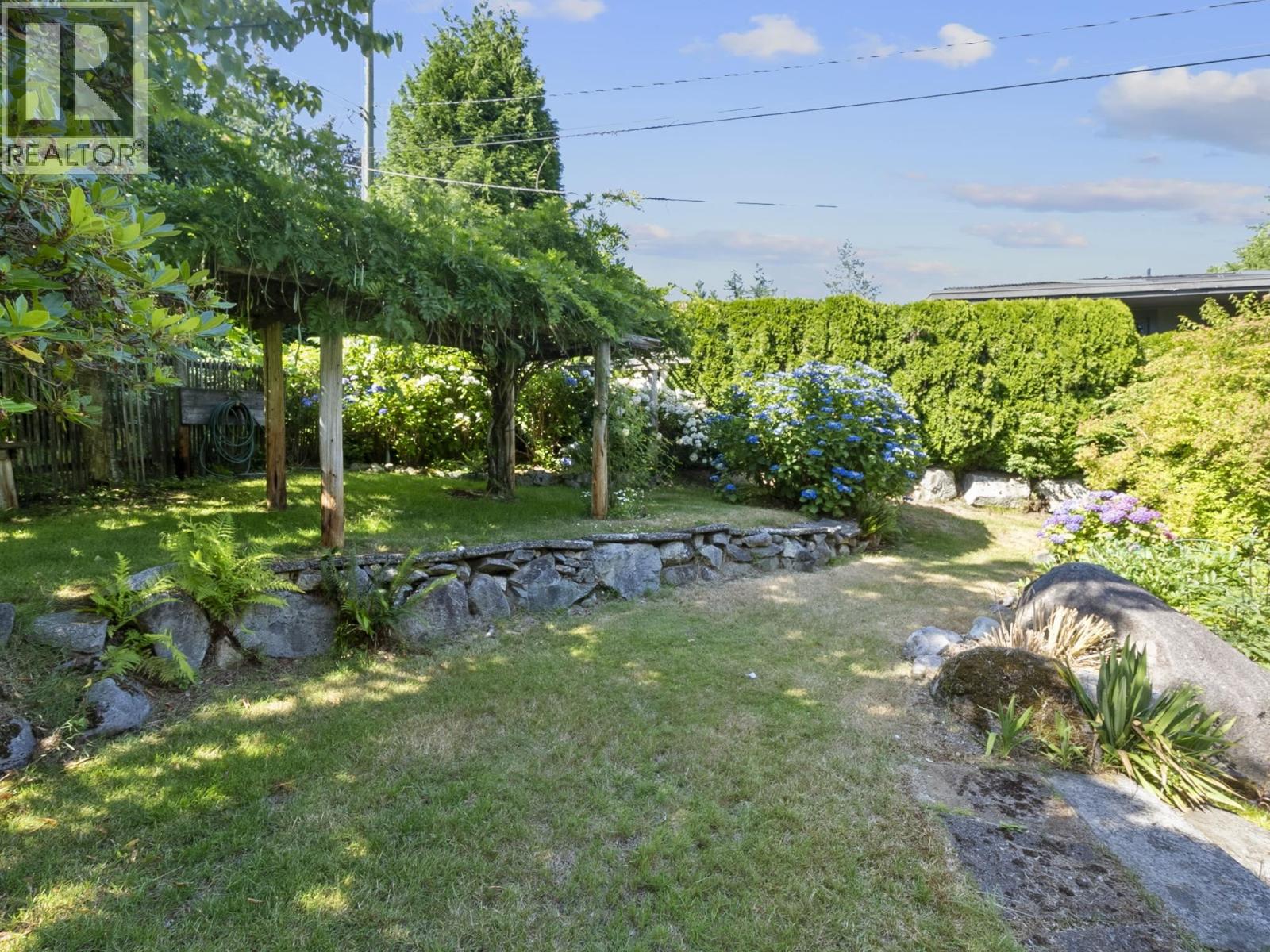 475 Southborough Drive, West Vancouver, British Columbia  V7S 1M4 - Photo 32 - R3051405