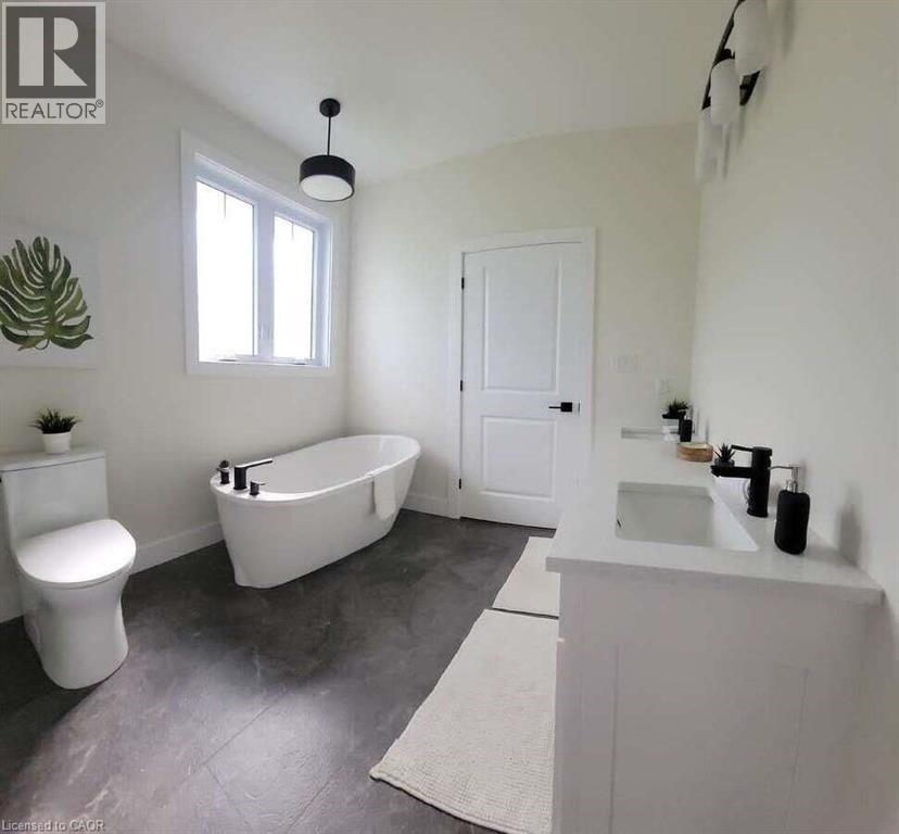 66 Talbot Street, Courtland, Ontario  N0J 1E0 - Photo 31 - 40773432