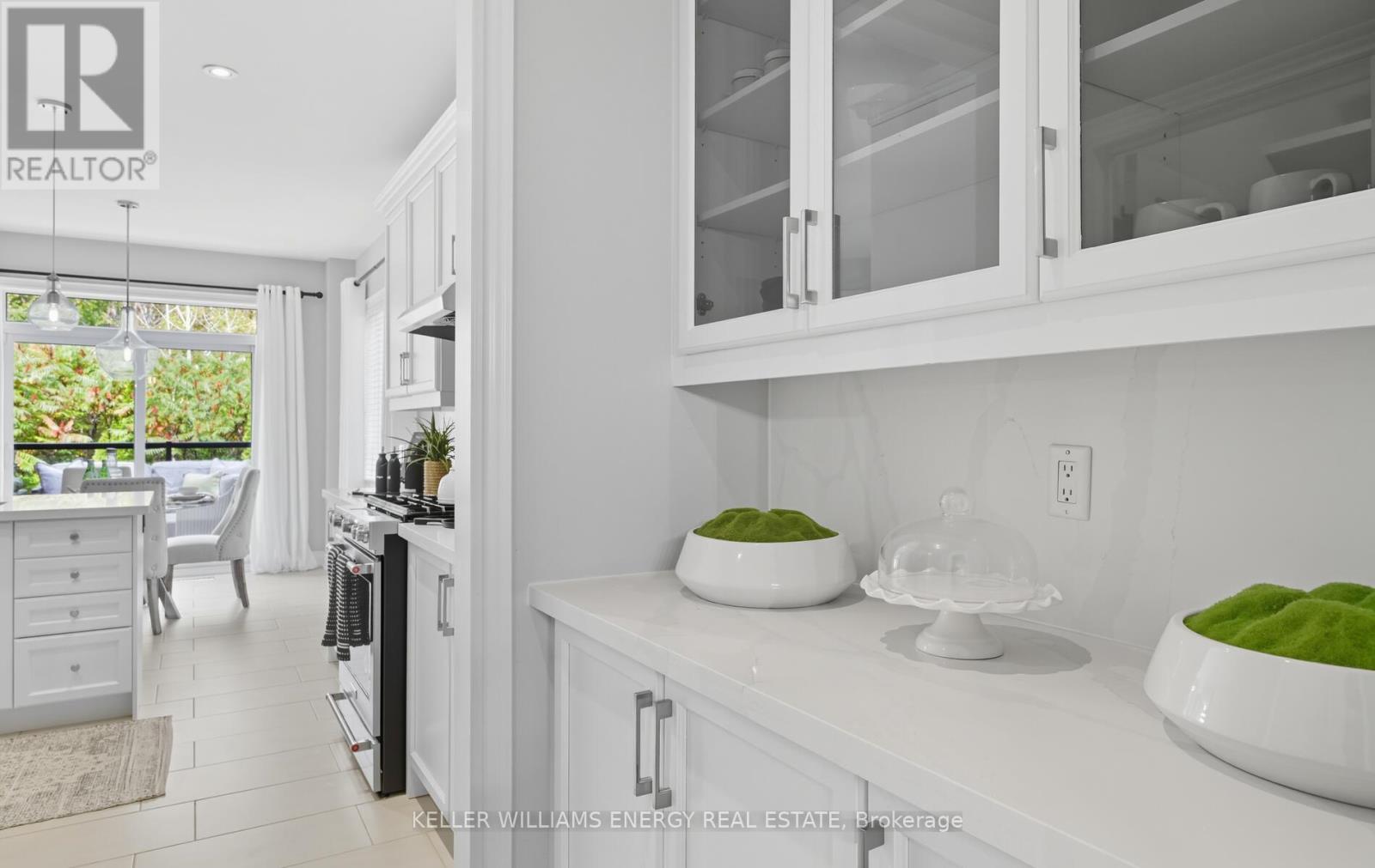 28 Coach Crescent, Whitby, Ontario  L1R 0K8 - Photo 11 - E12425166