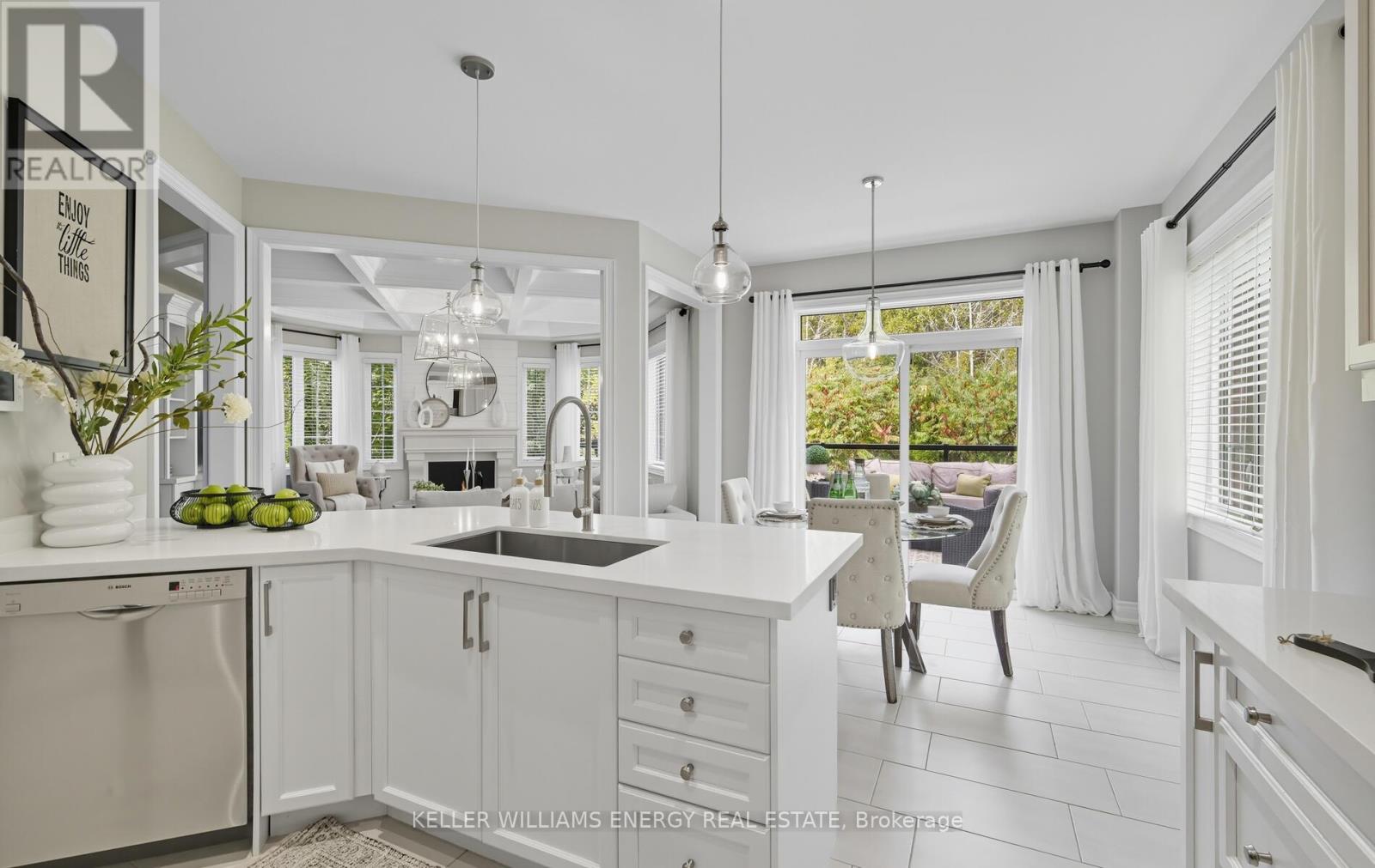 28 Coach Crescent, Whitby, Ontario  L1R 0K8 - Photo 13 - E12425166