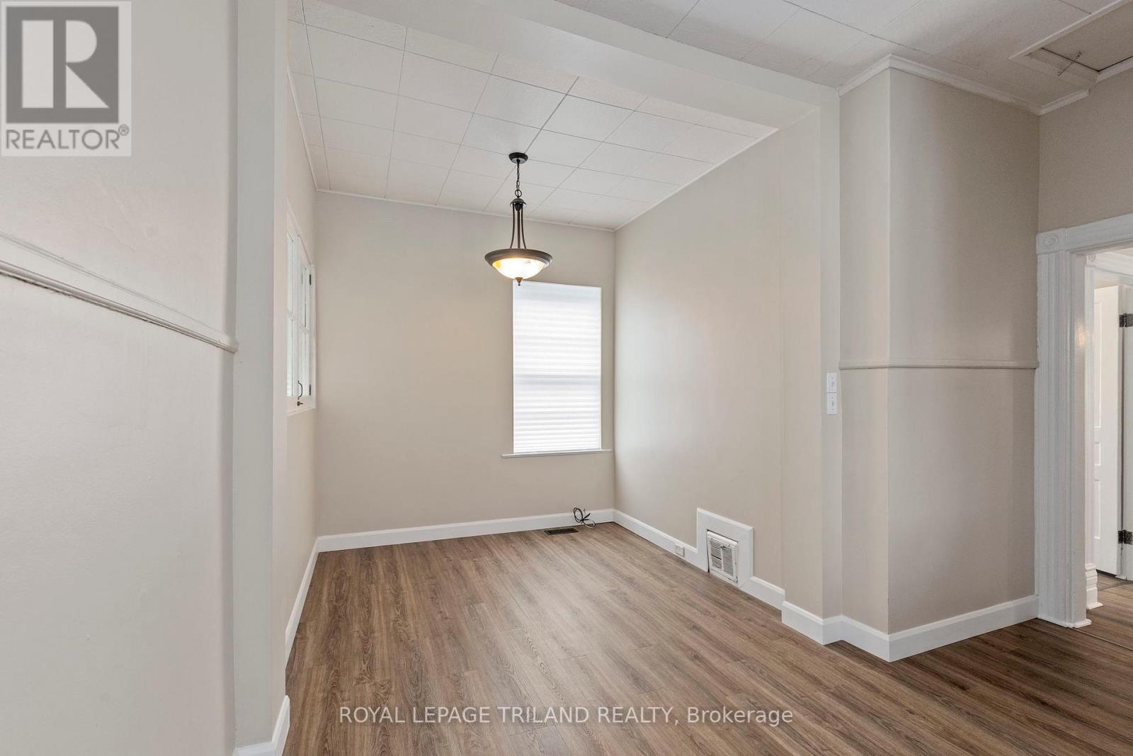 26 Kensington Avenue, London North, Ontario  N6H 1C2 - Photo 15 - X12425131