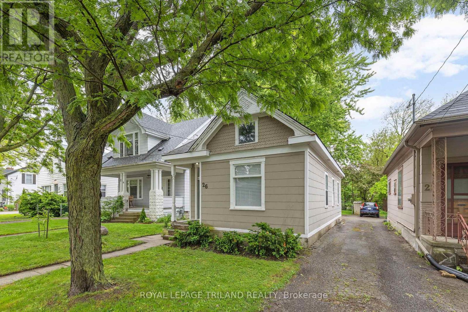 26 Kensington Avenue, London North, Ontario  N6H 1C2 - Photo 3 - X12425131