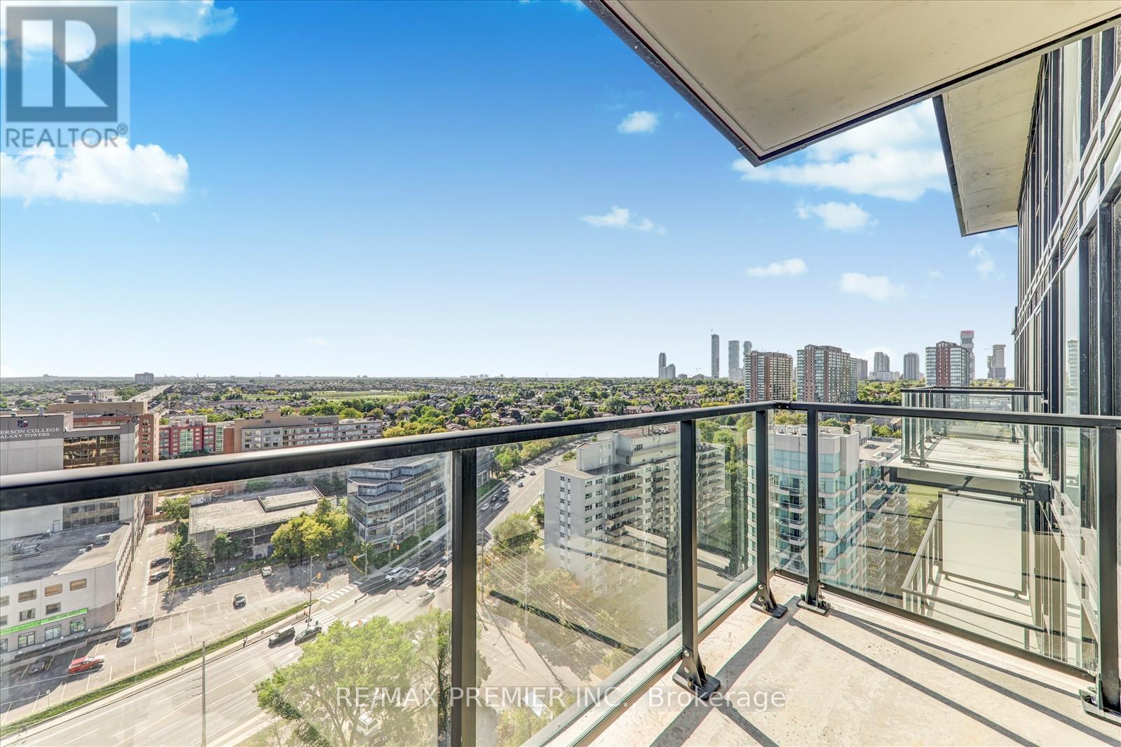 1708 - 89 Dundas Street W, Mississauga, Ontario  L5B 0P9 - Photo 13 - W12425123