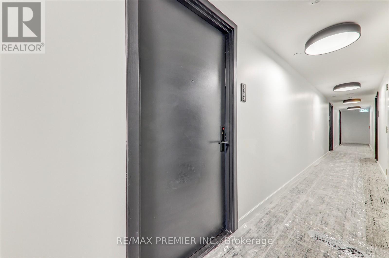 1708 - 89 Dundas Street W, Mississauga, Ontario  L5B 0P9 - Photo 5 - W12425123