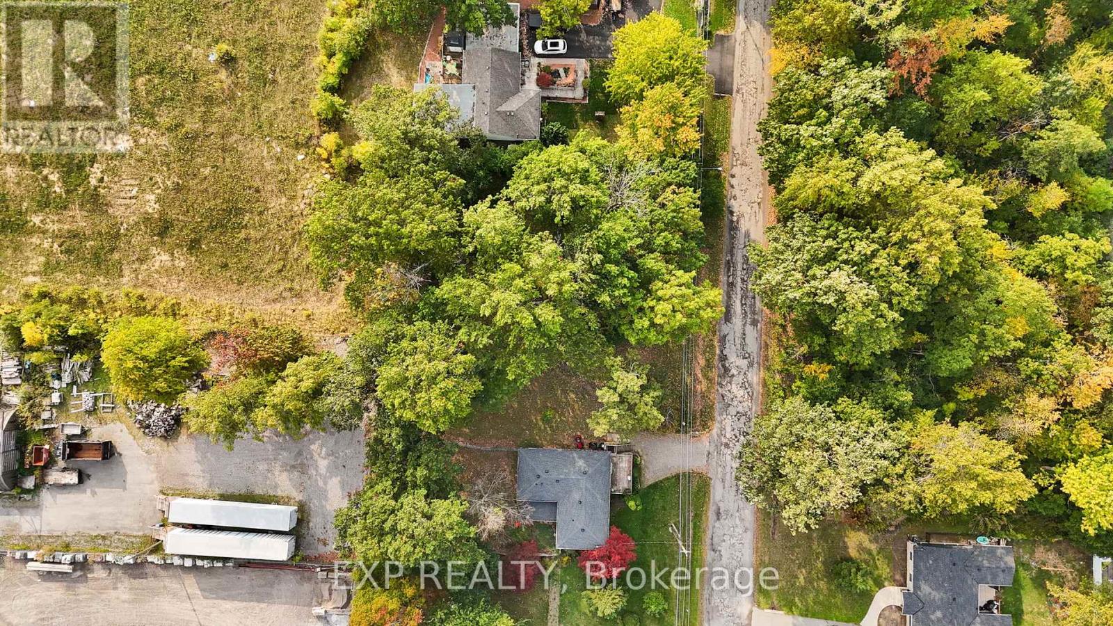 591 Sims Avenue, Fort Erie, Ontario  L2A 1N4 - Photo 2 - X12425105