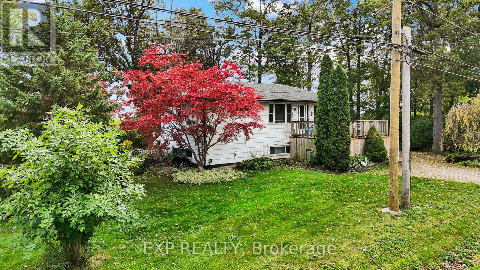 591 Sims Avenue, Fort Erie, Ontario  L2A 1N4 - Photo 3 - X12425105
