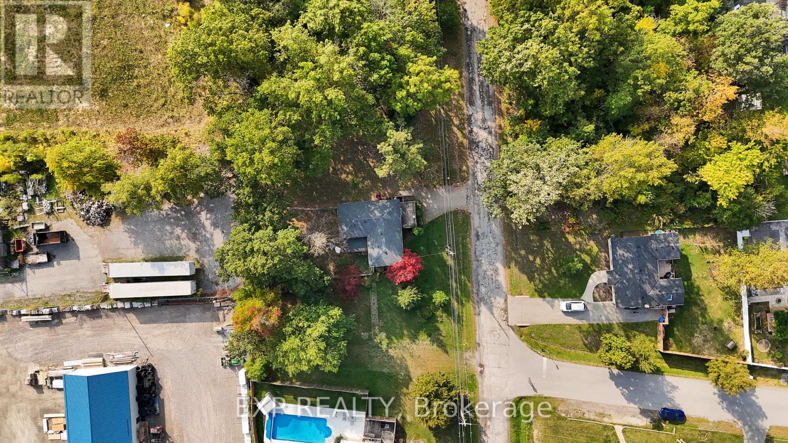 591 Sims Avenue, Fort Erie, Ontario  L2A 1N4 - Photo 4 - X12425105