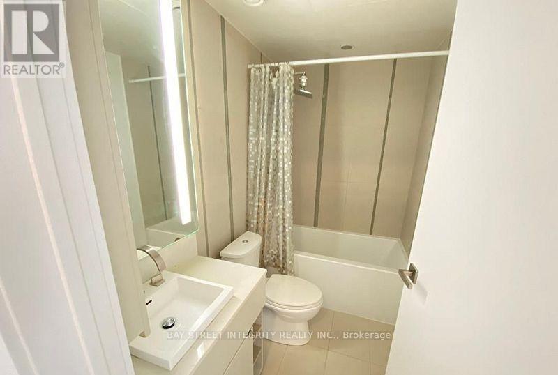 3901 - 101 Peter Street, Toronto, Ontario  M5V 0G6 - Photo 9 - C12396851