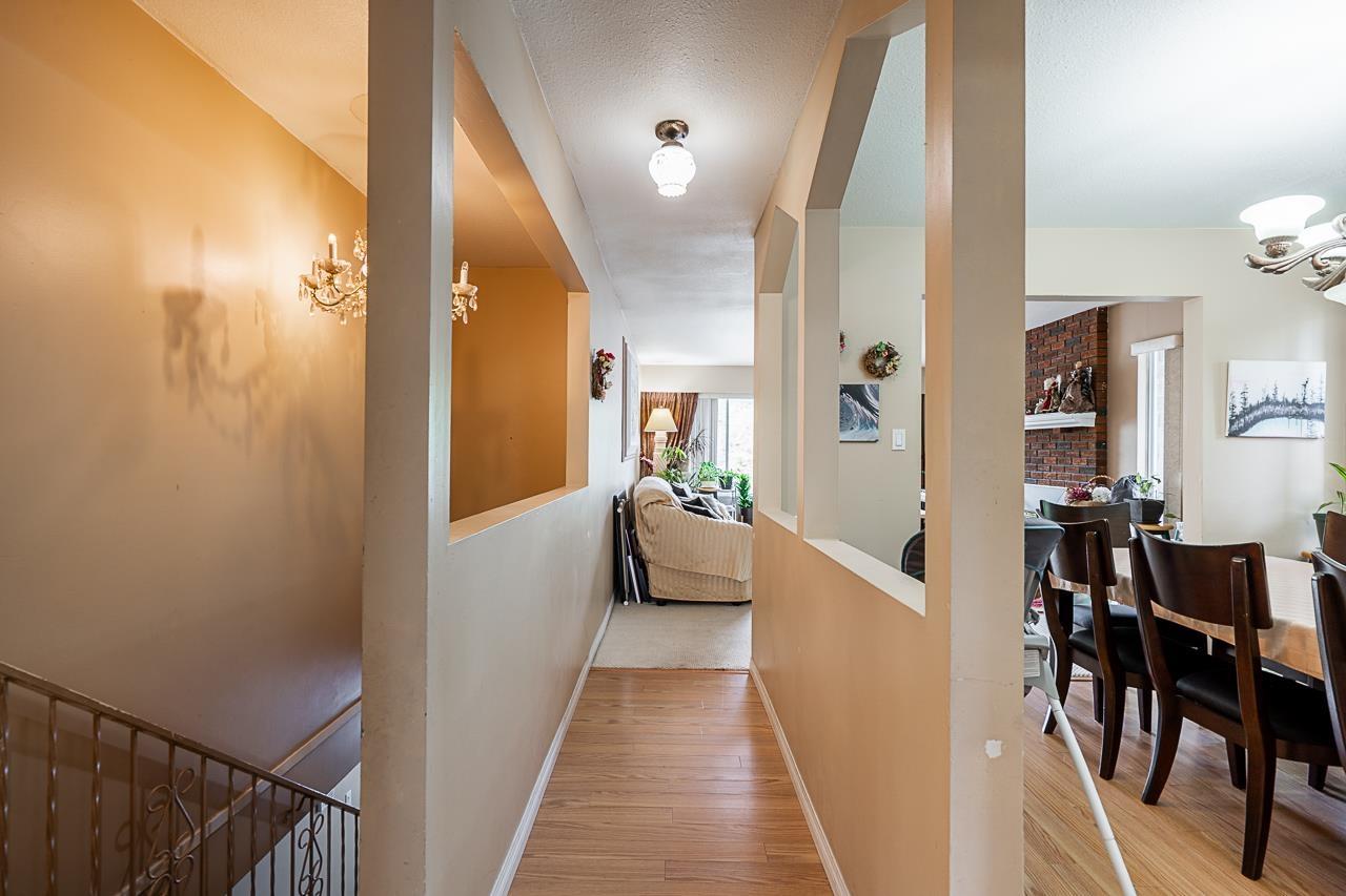 9790 148a Street, Surrey, British Columbia  V3R 8E5 - Photo 6 - R3052119
