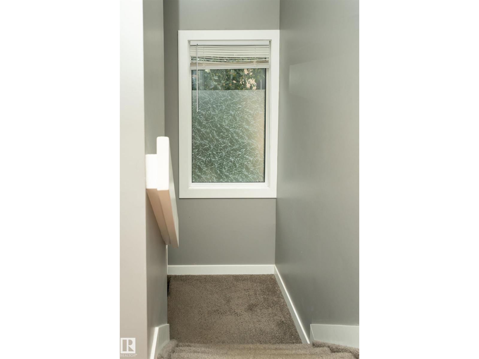 12070 25 Av Nw, Edmonton, Alberta  T6J 4L3 - Photo 11 - E4459315