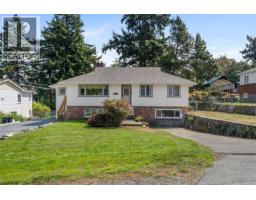 215 Suzanne Pl View Royal