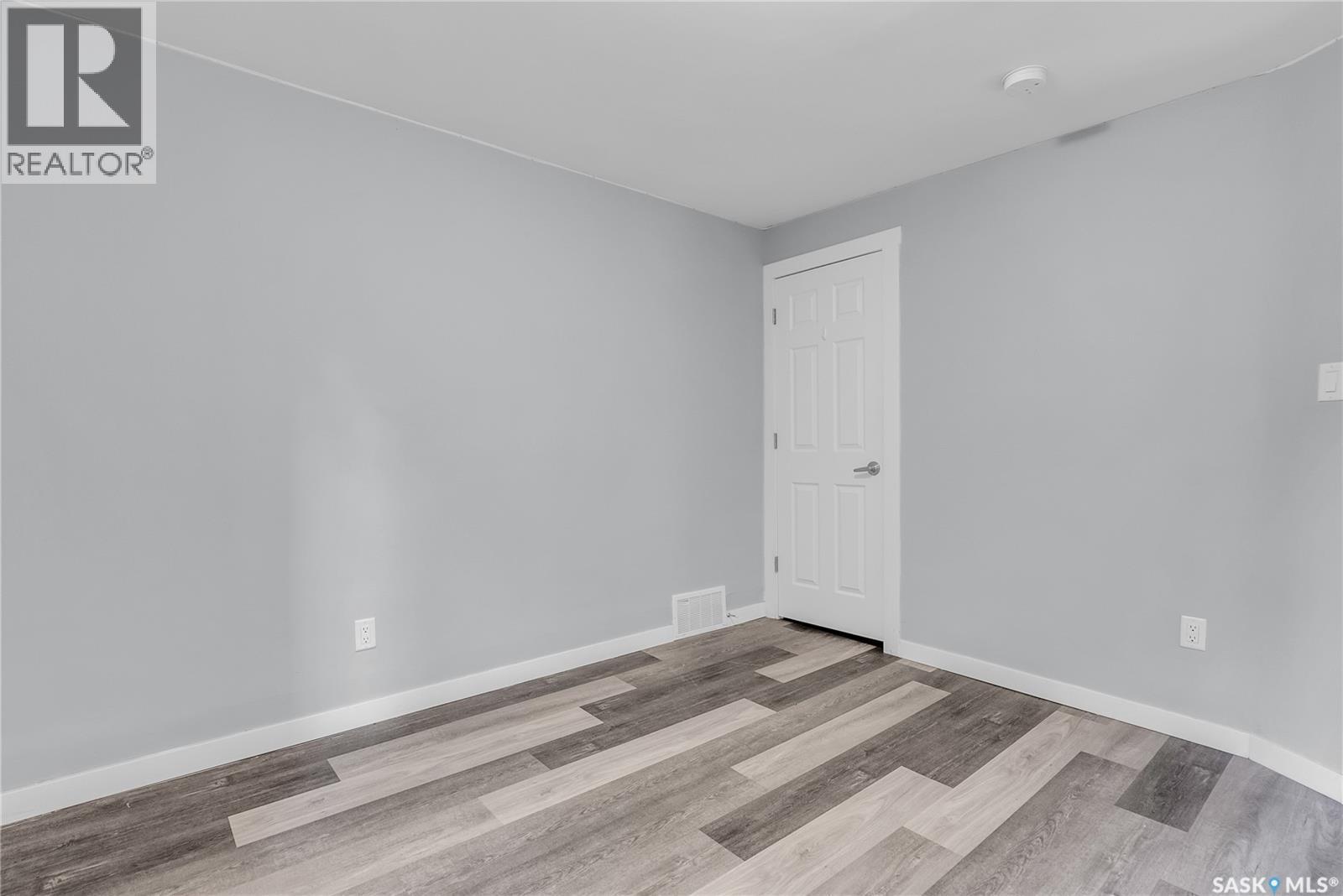 112 27th Street, Saskatoon, Saskatchewan  S7L 0J3 - Photo 20 - SK019304