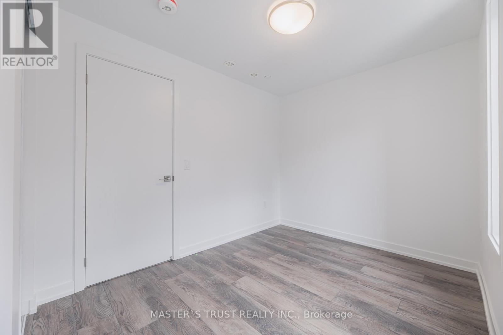 54 - 10 Calamint Lane, Toronto, Ontario  M1W 2H1 - Photo 21 - N12425125