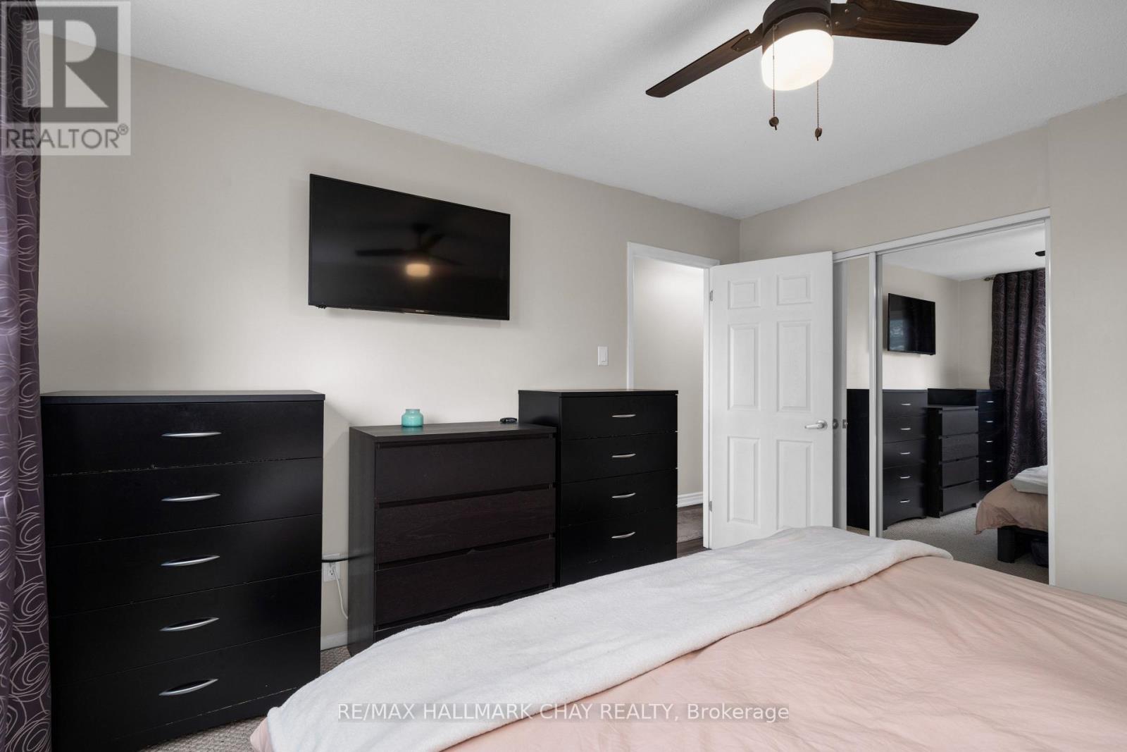 53 Heather Street, Barrie, Ontario  L4N 4M9 - Photo 16 - S12425132