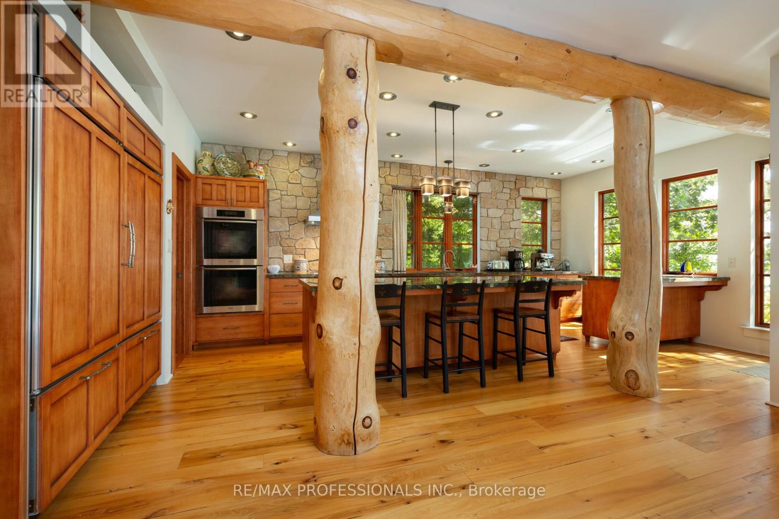 12 Walker Road, Tiny, Ontario  L0L 2J0 - Photo 11 - S12425143