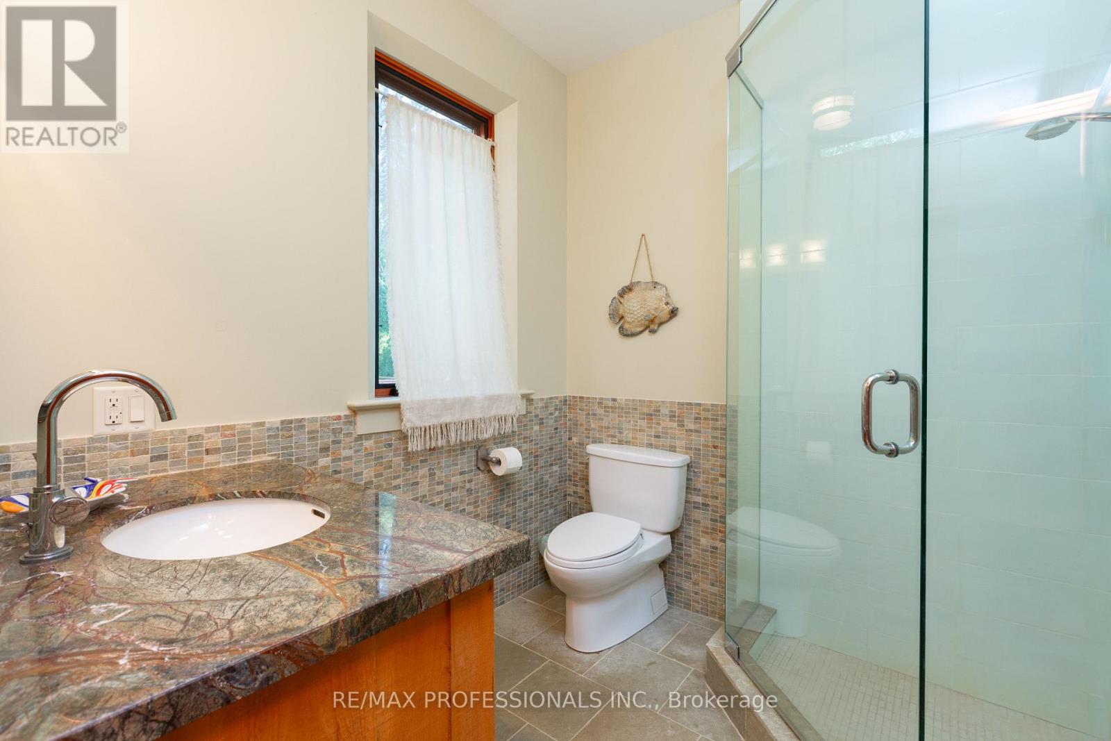 12 Walker Road, Tiny, Ontario  L0L 2J0 - Photo 20 - S12425143