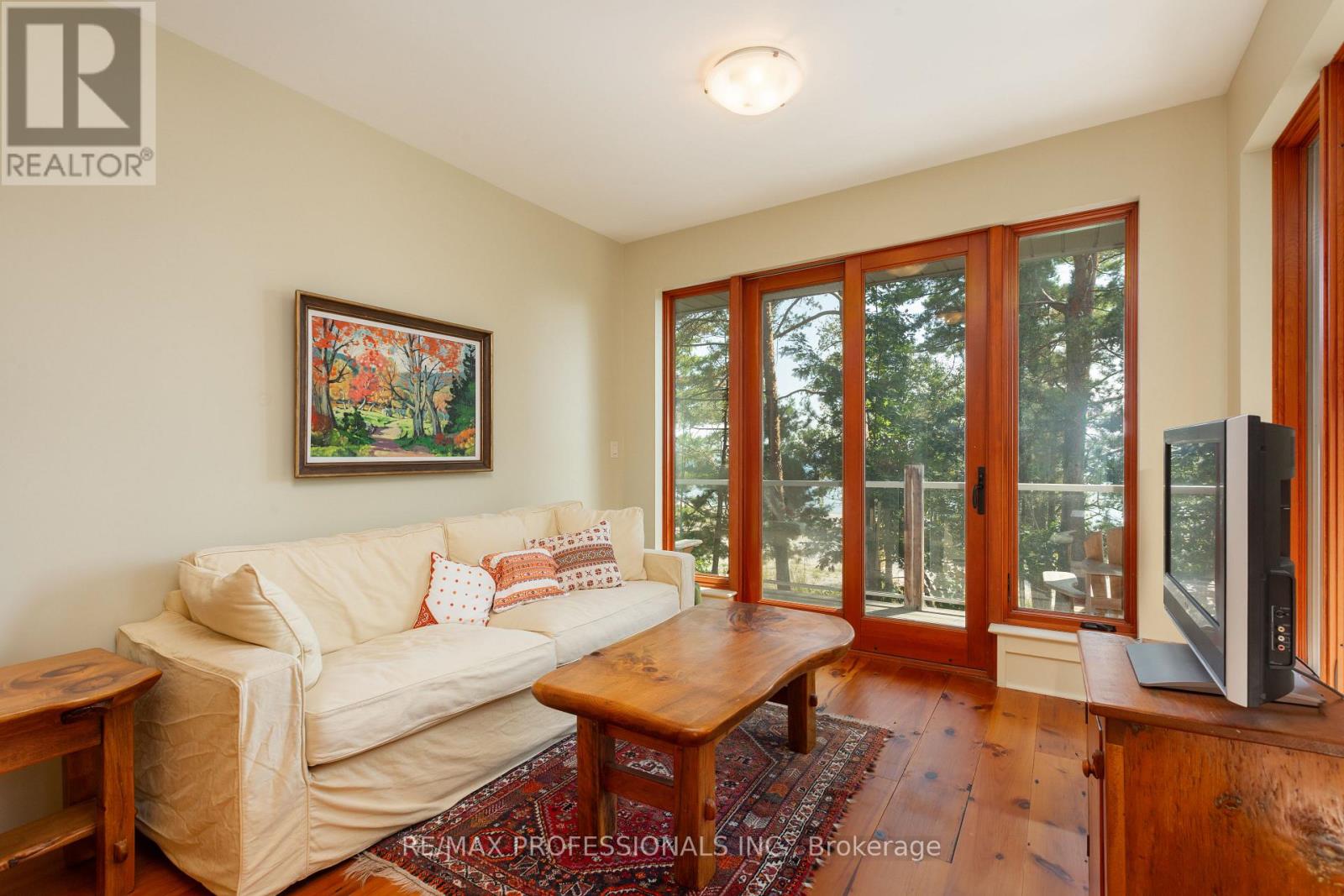 12 Walker Road, Tiny, Ontario  L0L 2J0 - Photo 24 - S12425143