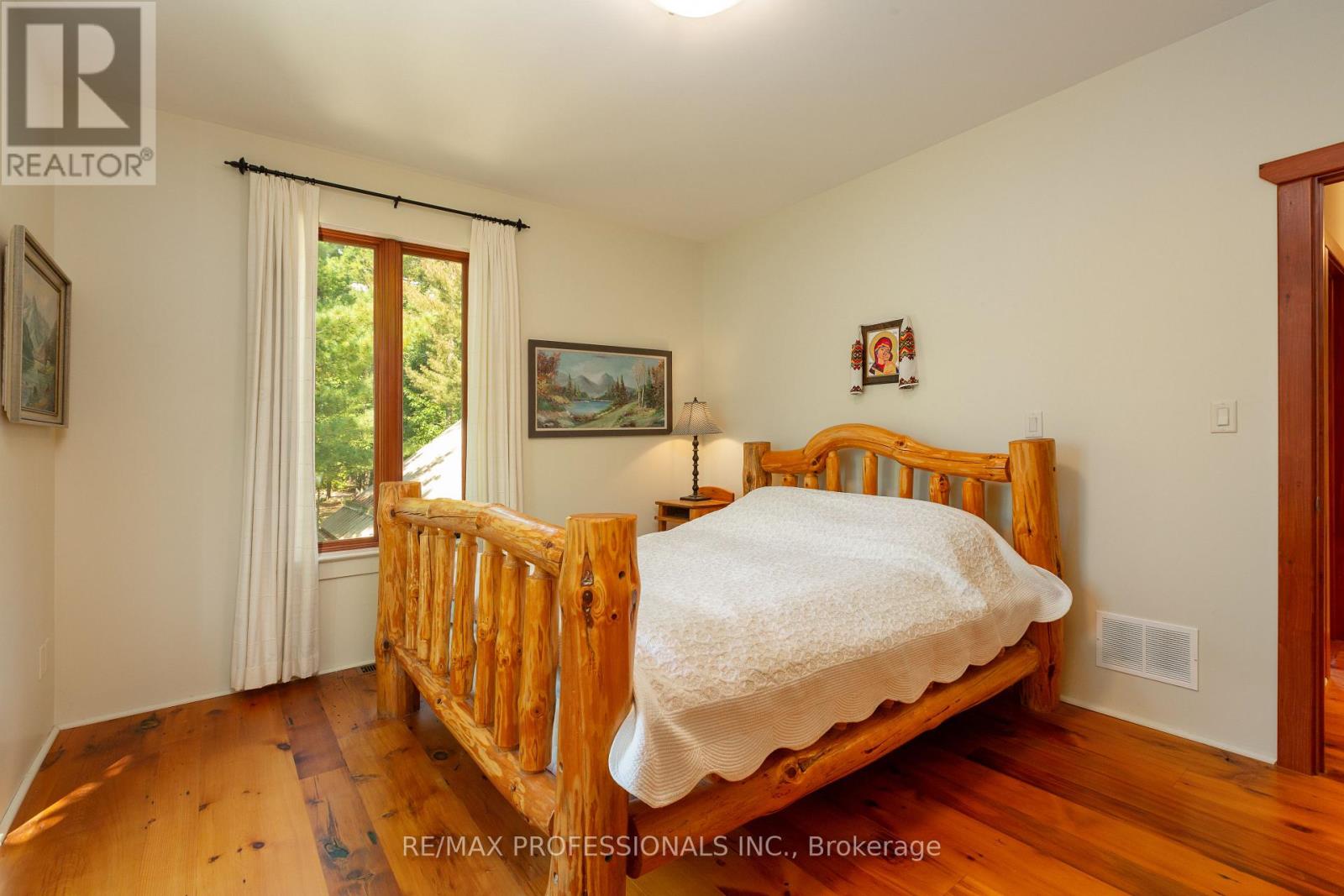 12 Walker Road, Tiny, Ontario  L0L 2J0 - Photo 31 - S12425143