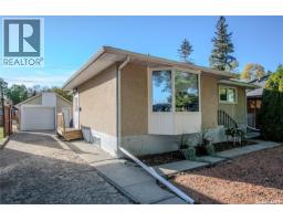 2812 Fleury Street Arnhem Place, Regina, Ca