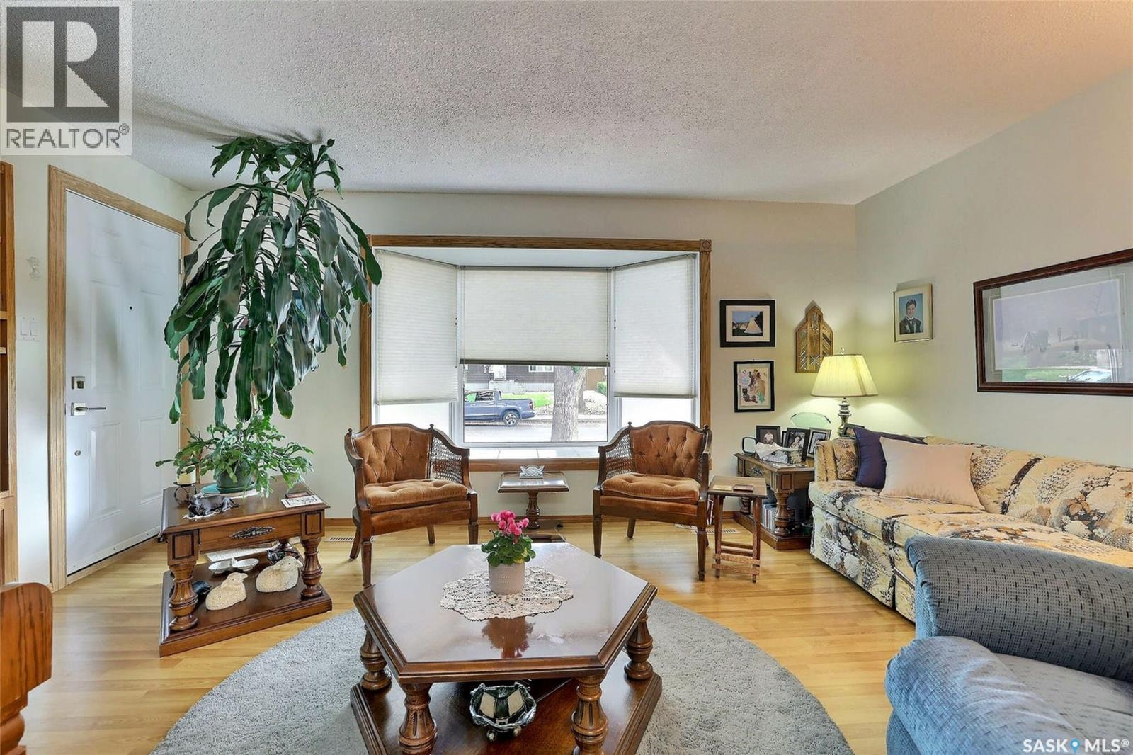 2812 Fleury Street, Regina, Saskatchewan  S4N 2M4 - Photo 2 - SK019110