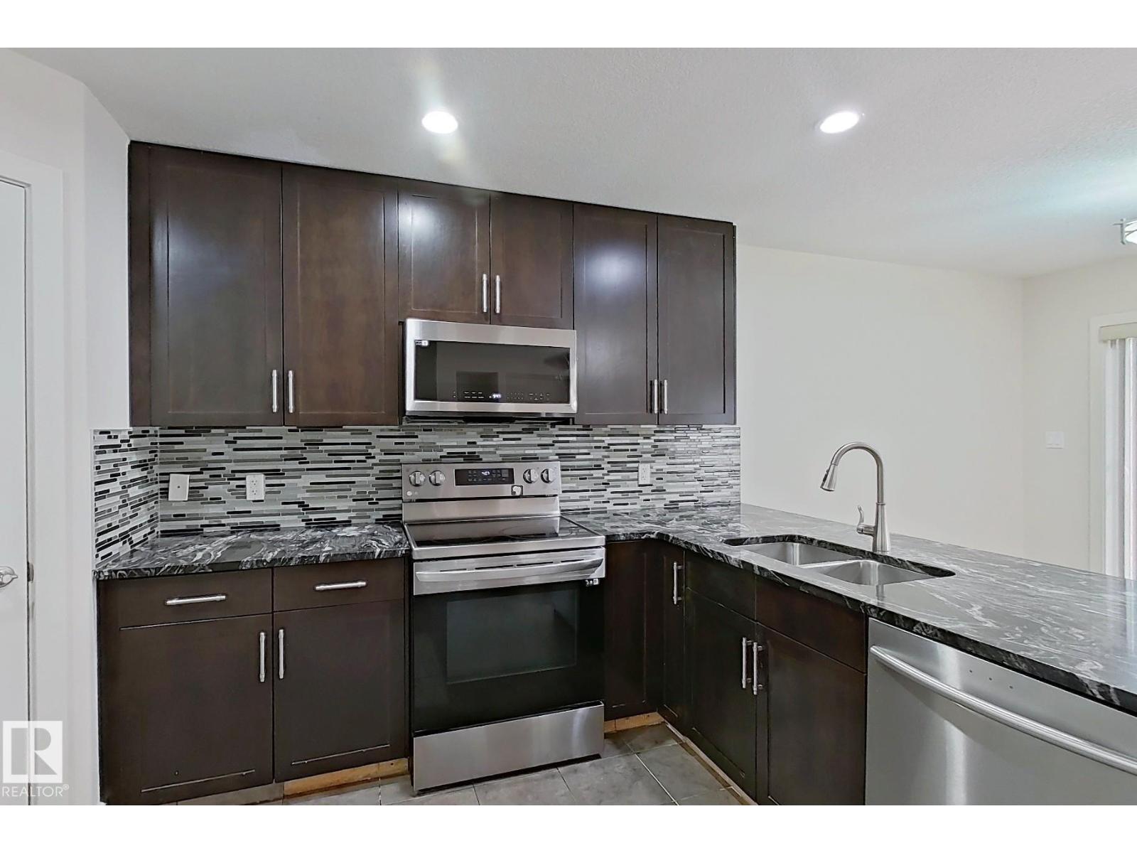 15135 31 St Nw, Edmonton, Alberta  T5Y 0S2 - Photo 1 - E4456826